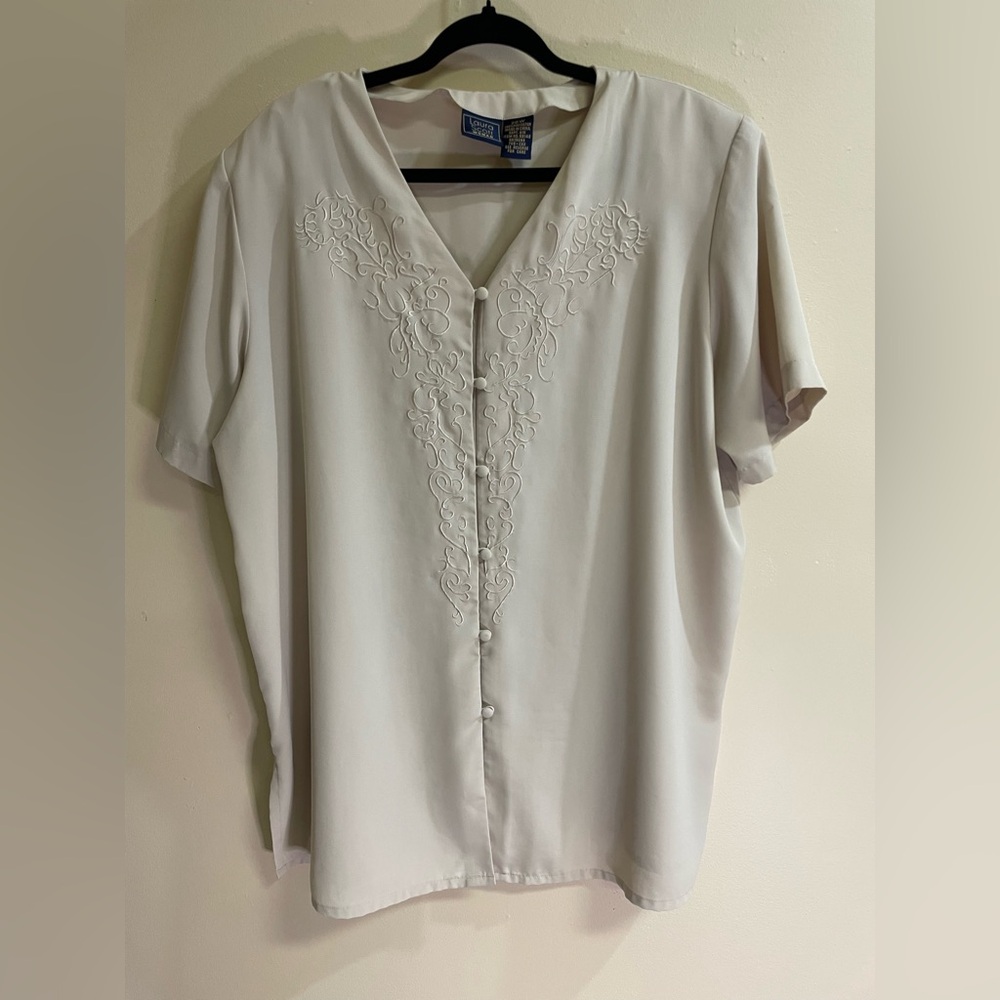 Laura Scott Cream Button-Down Shirt with Embroidery Women’s Size 20W